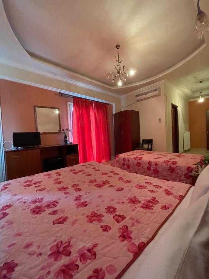 Hotel Melastron Elassona Экстерьер фото