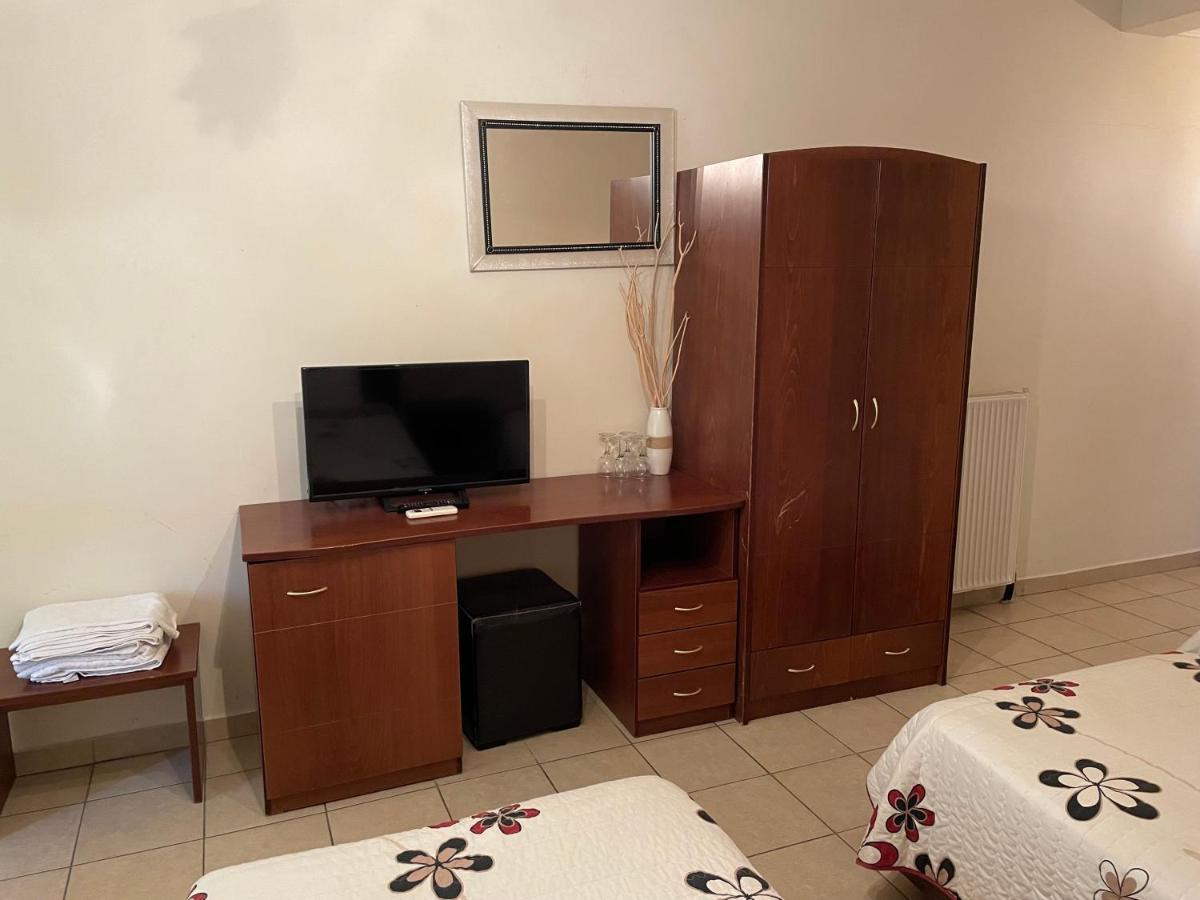 Hotel Melastron Elassona Экстерьер фото